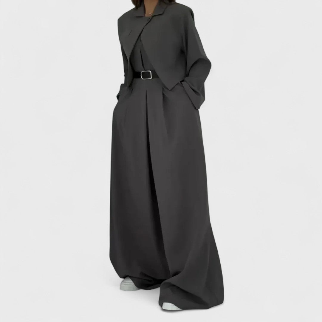 Eclat - Moteriškas kostiumas su bustieriu + švarku - Elegantiškas ir madingas stilius