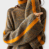 Breseis - Vintage megztinis su aukštu kaklu