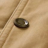 Elegantiškas pūkinis bomberis