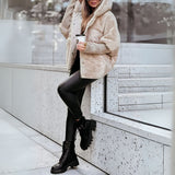 Emelinda - Sofistikuotas Paltas