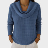 Gintarė – šilta vaflinė megzta su elegantiška vandens kritimo apykakle