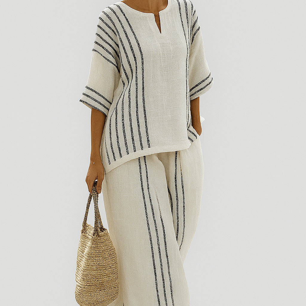 Sandra - Delikatus Suknelė