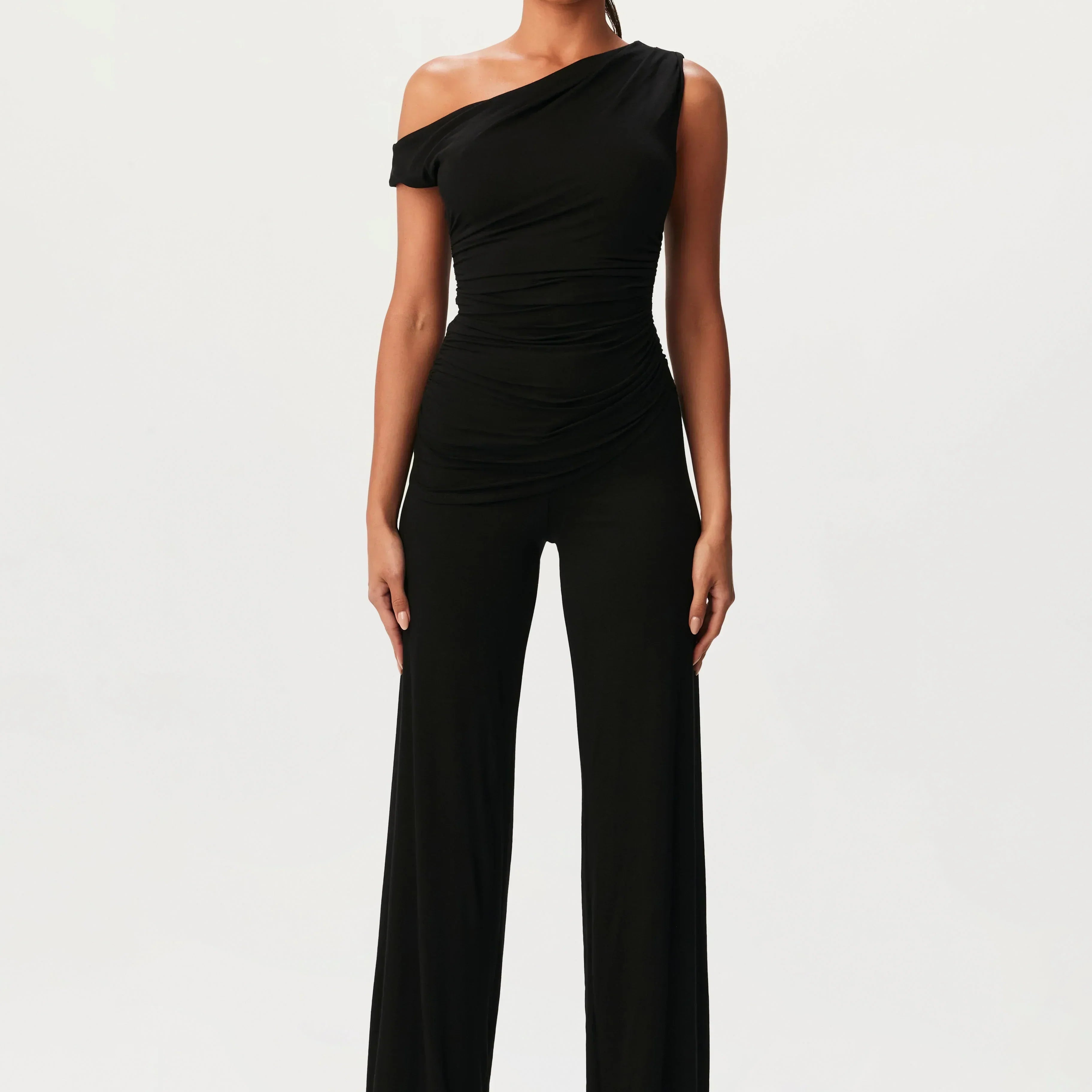 Clara - Universalus Komplektas