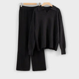 Moteriškas kostiumas