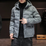 Elegantiškas pūkinis paltas vyrams